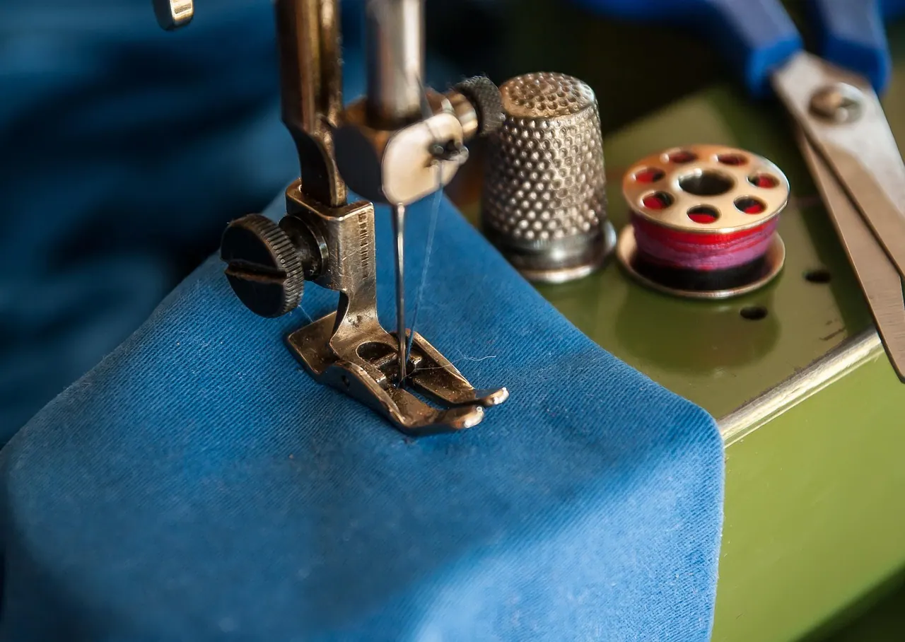 sewing machine, sewing, thimble, wire scissors, sewing machine, sewing machine, sewing machine, sewing machine, sewing machine, sewing, sewing, sewing