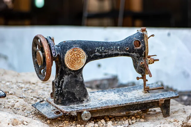 sewing machine, old, out of order, antique, rare, not working, past, retro, needle, metal, vintage, metallic, the past, old technology, stones, wreck, abandoned, decoration, texture, broken, left, simply, one of a kind. Vintage sewing machine restoration: hazards for a beginner project