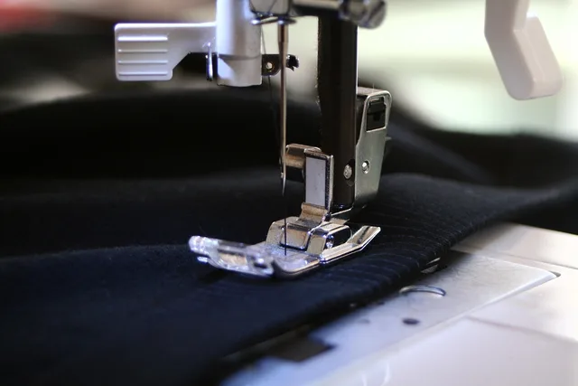 sewing machine, sewing, precision, fabric, thread, needle, stitch, needlework, singer, sewing machine, sewing machine, sewing machine, sewing, sewing, sewing, sewing, sewing. Documentation habits for vintage sewing machine repair, intake and resale